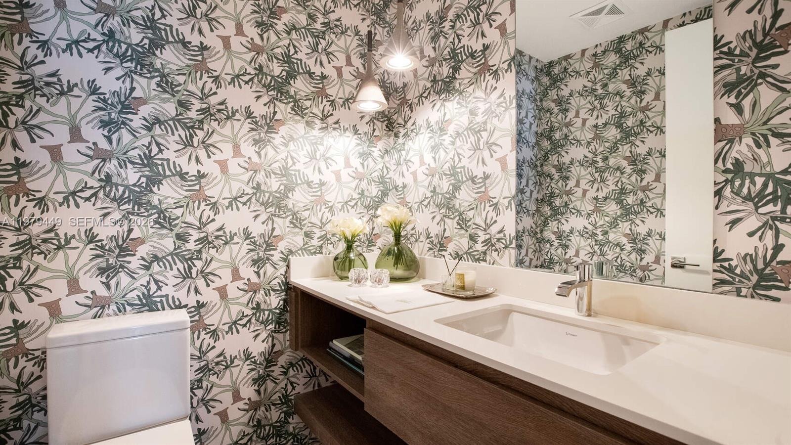 350 Ocean Dr #1006N Key Biscayne, FL 33149