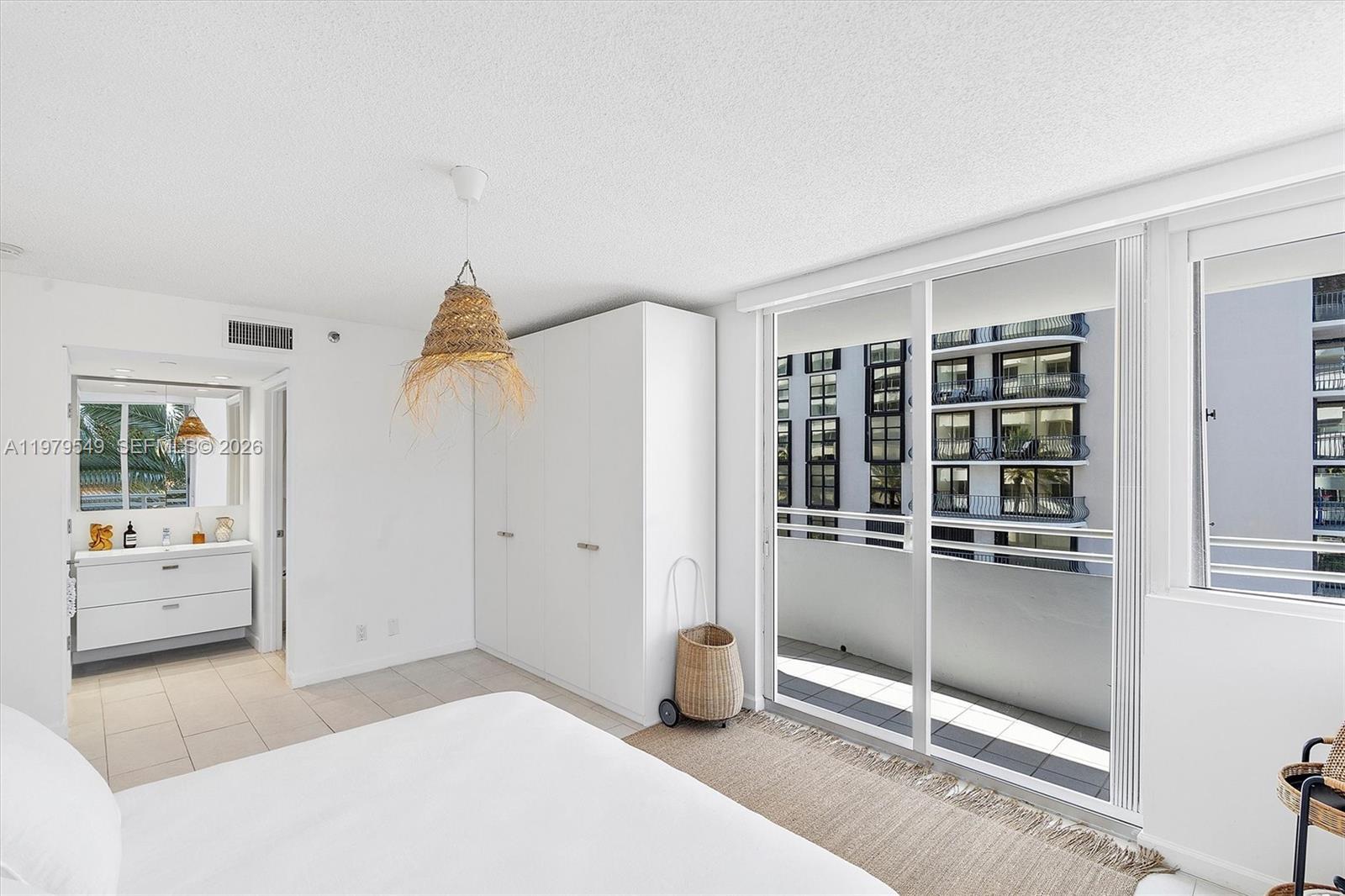 8911 Collins Ave #401 Surfside, FL 33154