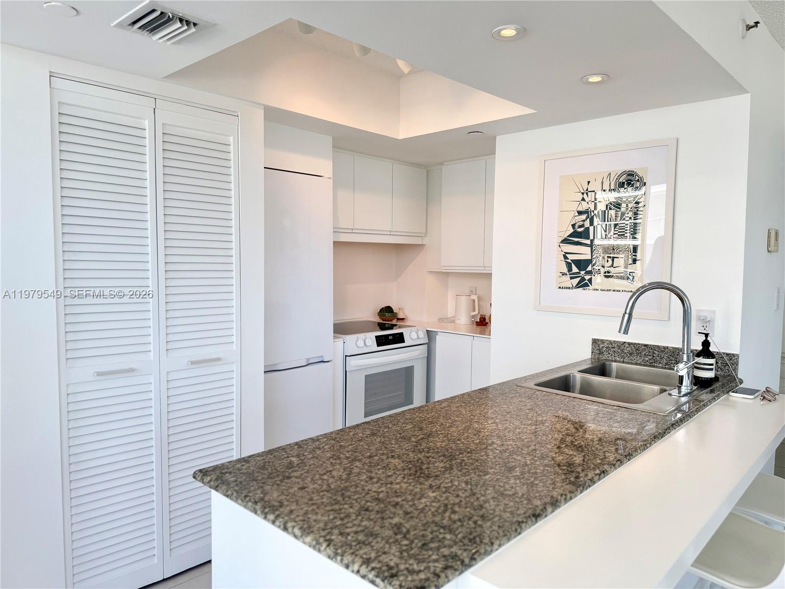 8911 Collins Ave #401 Surfside, FL 33154