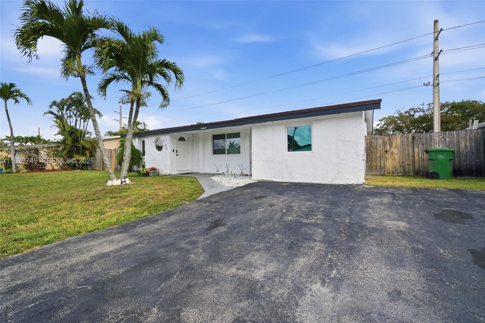 1185 NW 92nd Ave Pembroke Pines, FL 33024