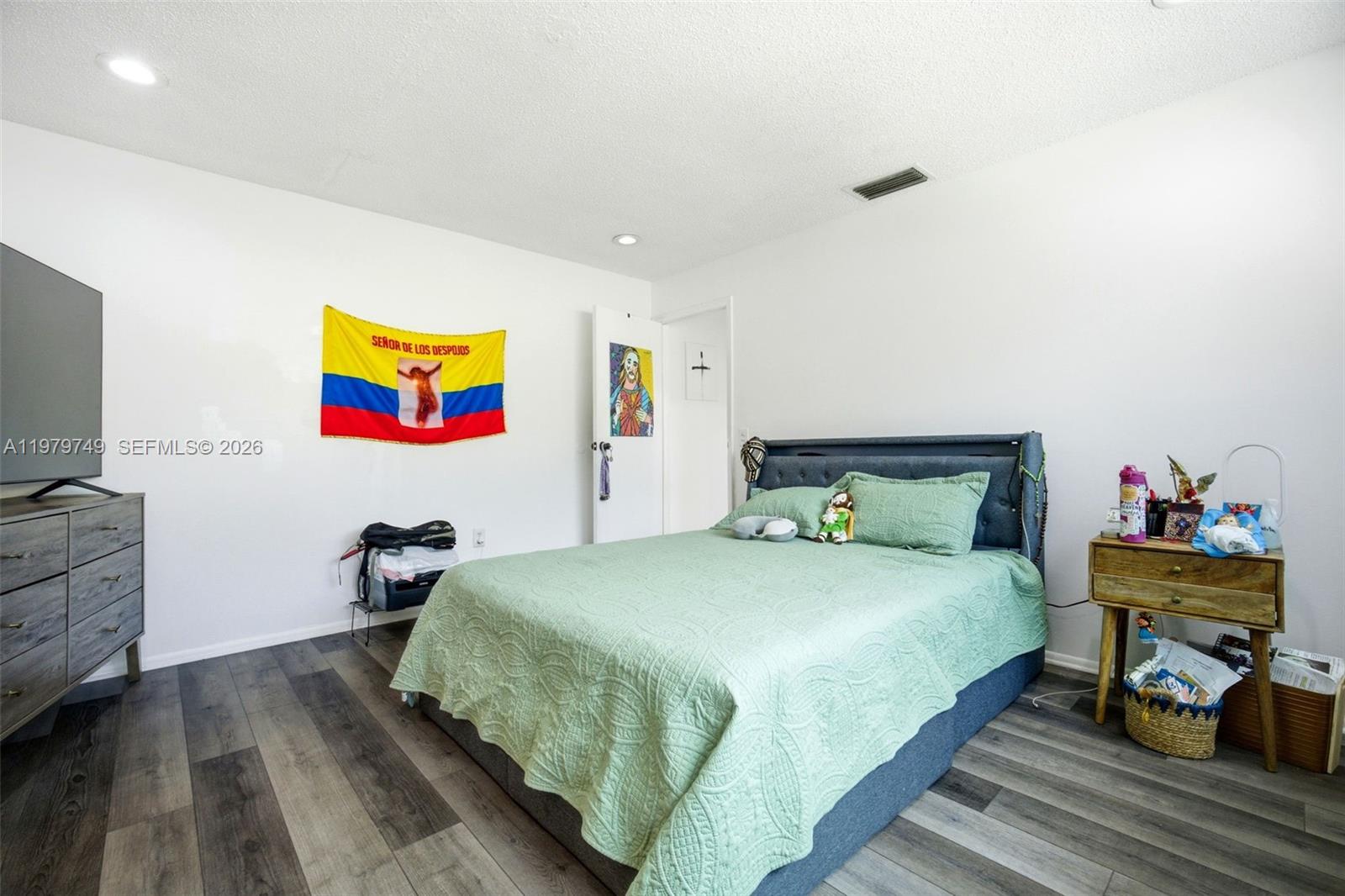 1185 NW 92nd Ave Pembroke Pines, FL 33024