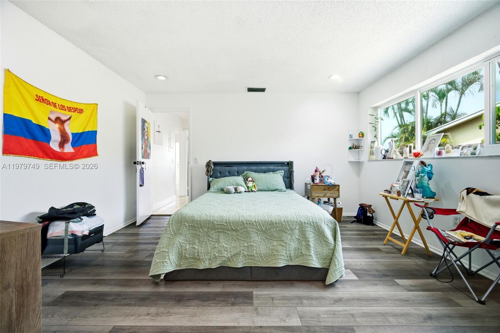 1185 NW 92nd Ave Pembroke Pines, FL 33024