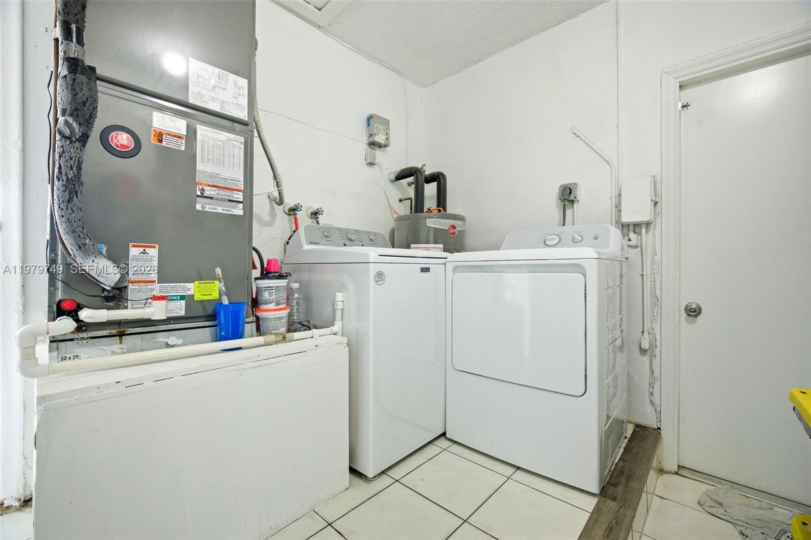 1185 NW 92nd Ave Pembroke Pines, FL 33024