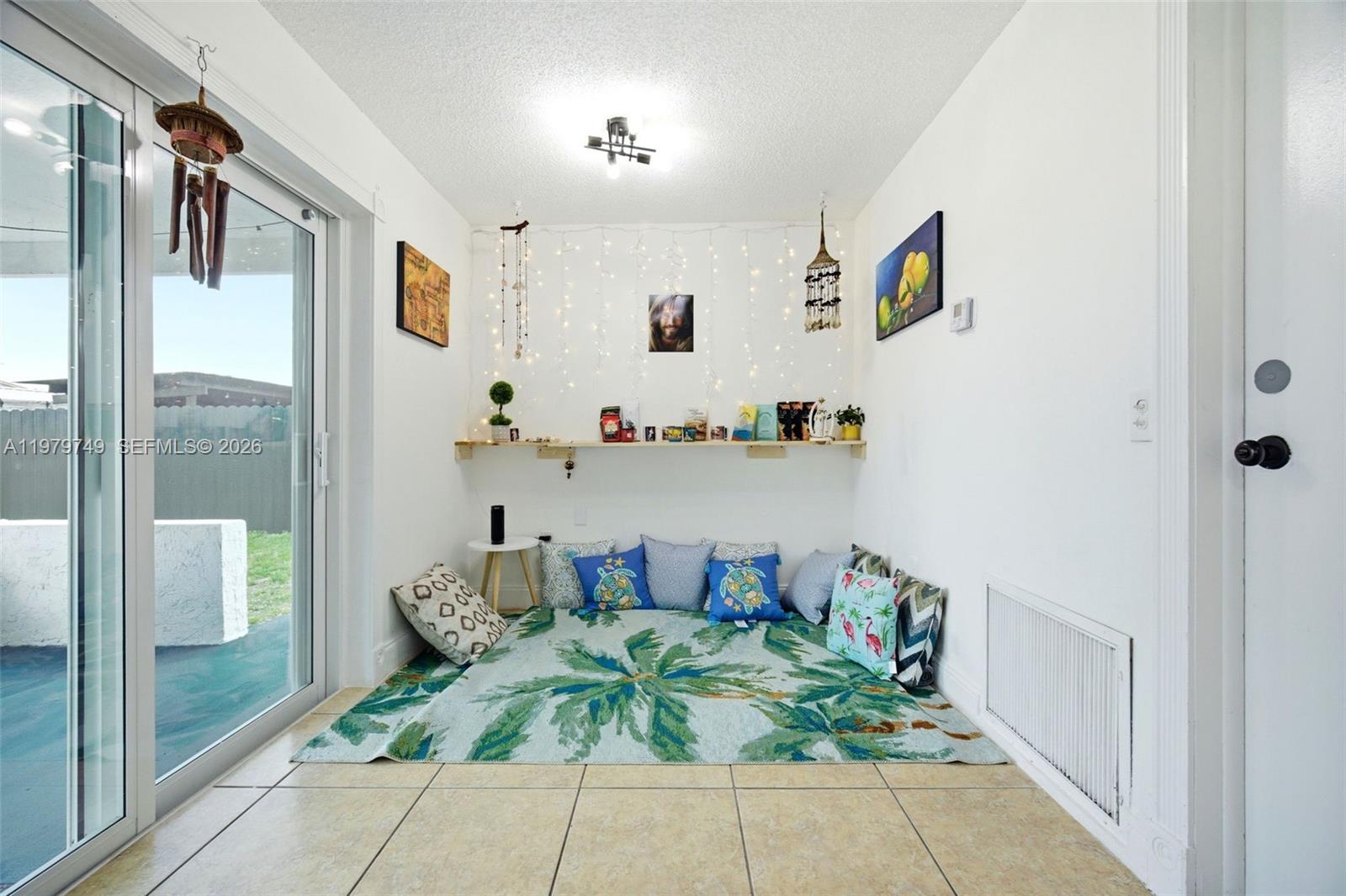 1185 NW 92nd Ave Pembroke Pines, FL 33024