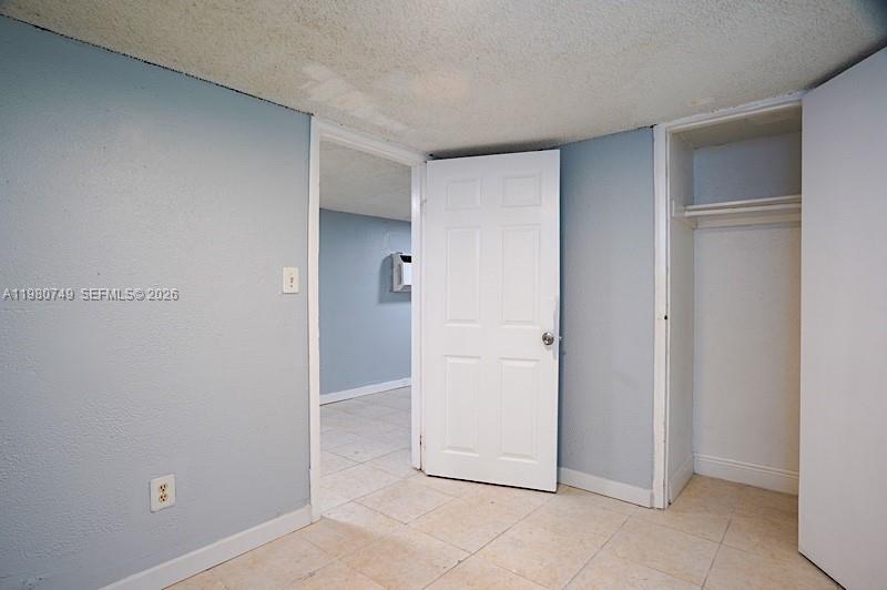 2378 NW 60th St Miami, FL 33142