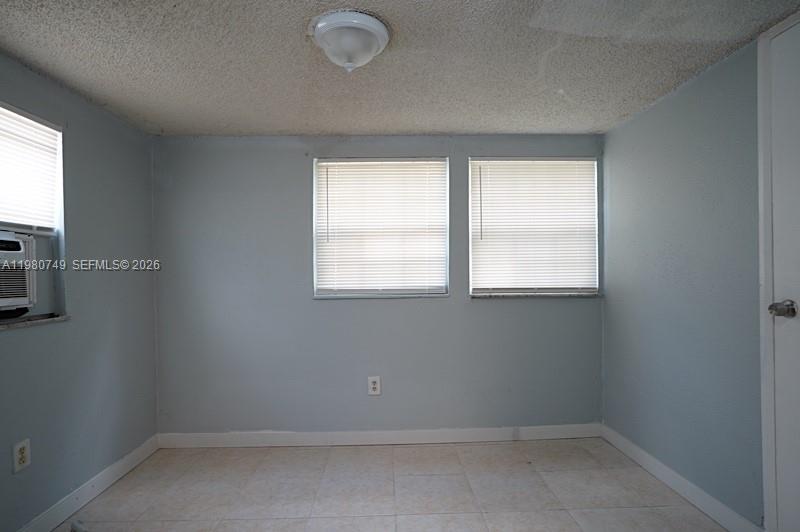 2378 NW 60th St Miami, FL 33142