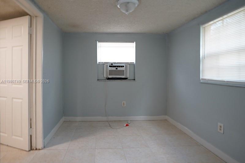 2378 NW 60th St Miami, FL 33142