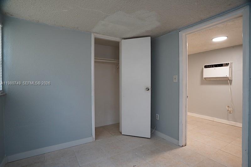 2378 NW 60th St Miami, FL 33142