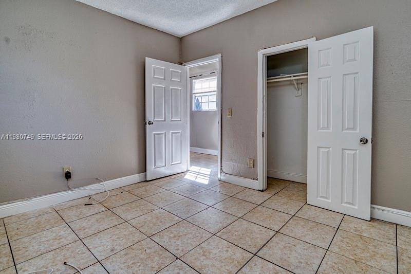 2378 NW 60th St Miami, FL 33142