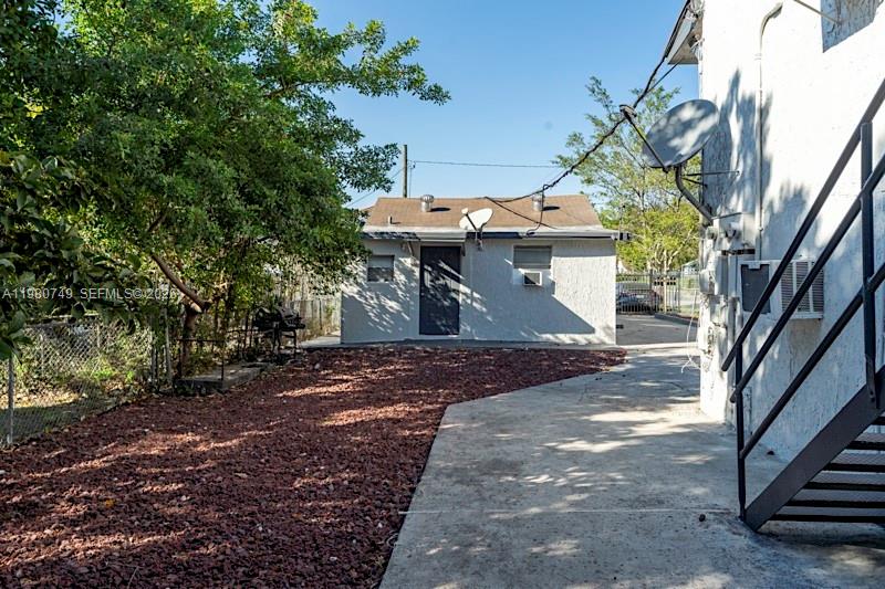 2378 NW 60th St Miami, FL 33142