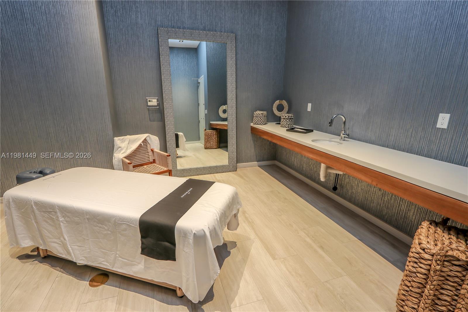 2900 NE 7th Ave #404 Miami, FL 33137