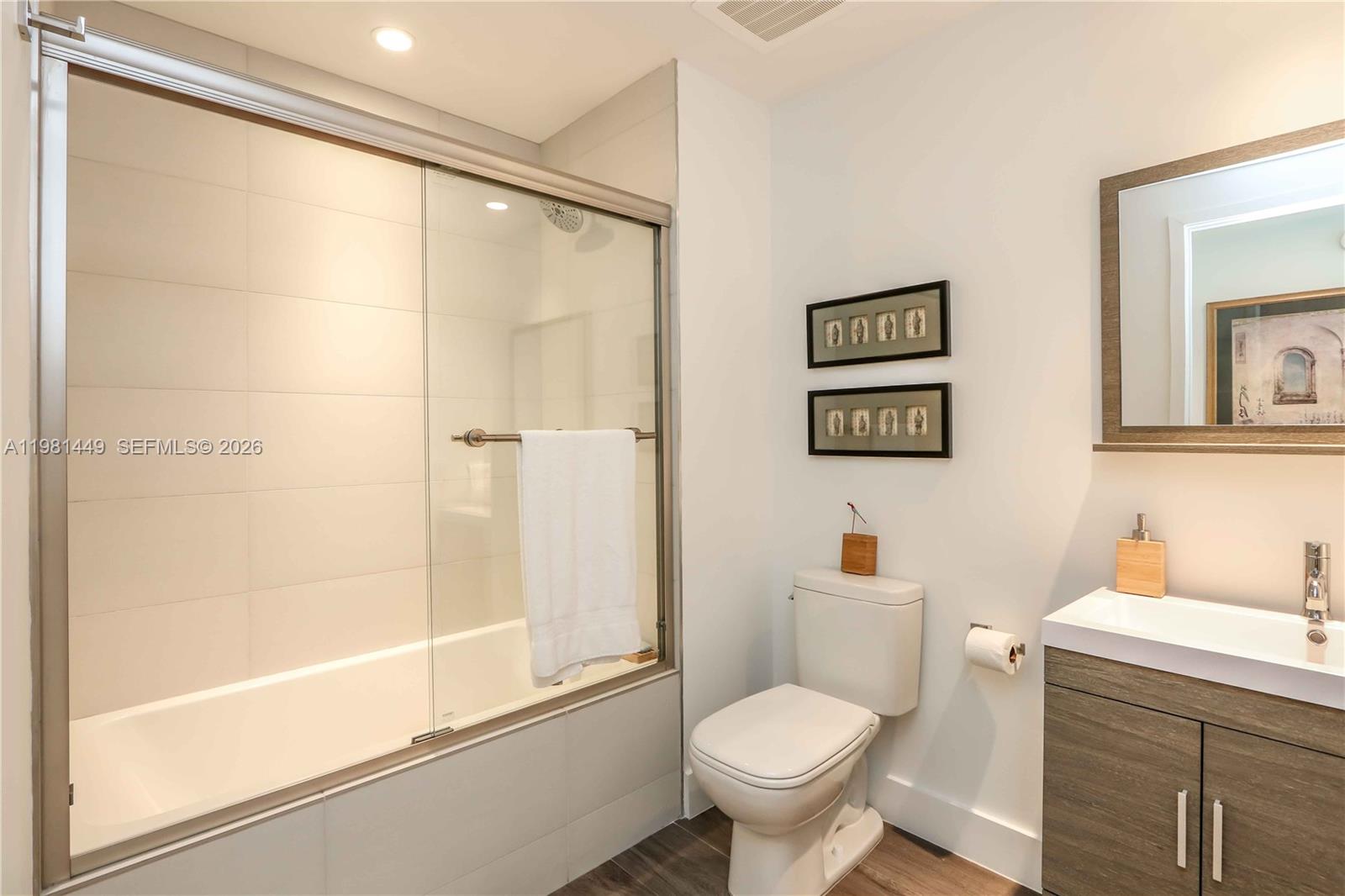 2900 NE 7th Ave #404 Miami, FL 33137