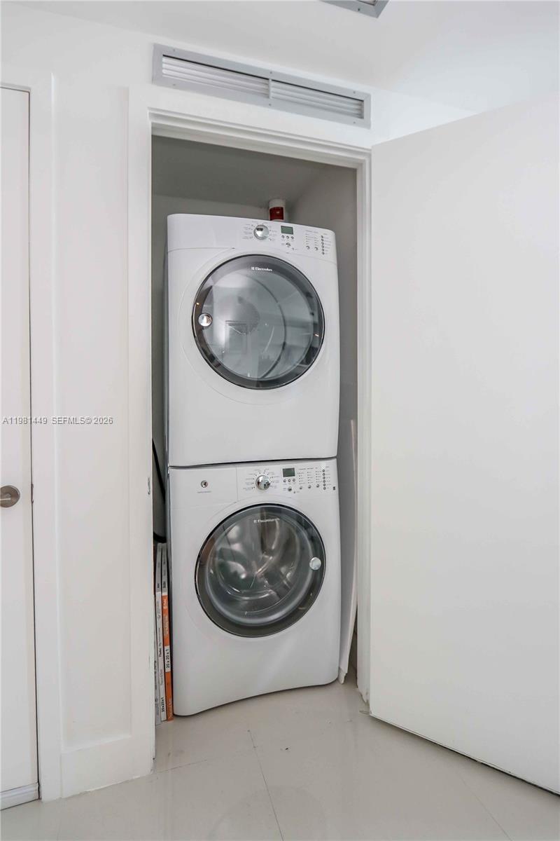 2900 NE 7th Ave #404 Miami, FL 33137