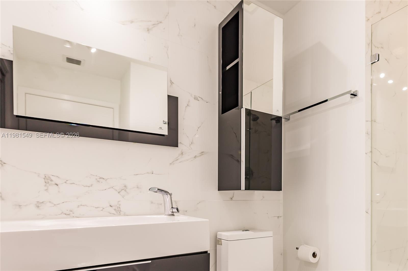 1111 SW 1st Ave #3216-N Miami, FL 33130