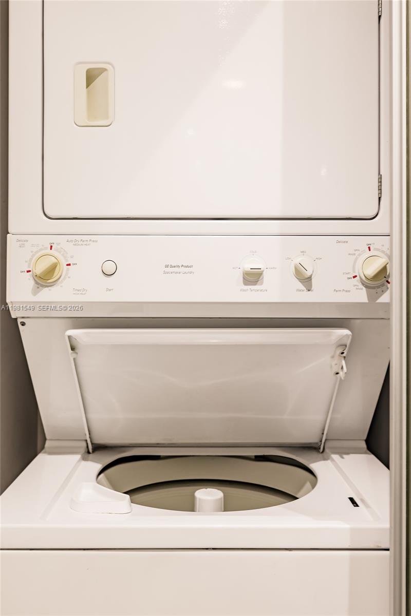 1111 SW 1st Ave #3216-N Miami, FL 33130