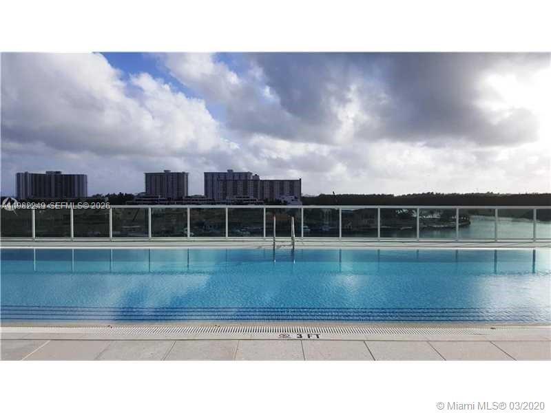 image 400 Sunny Isles14