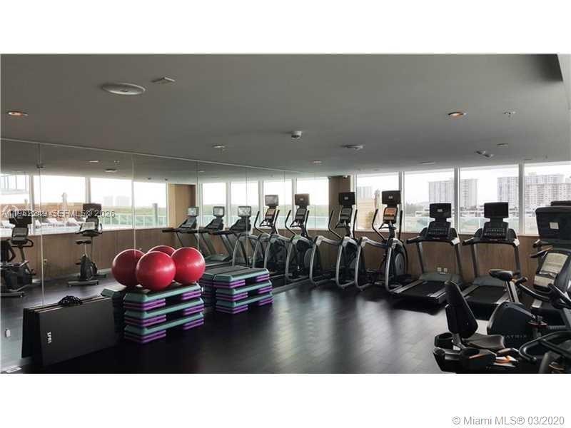 image 400 Sunny Isles19