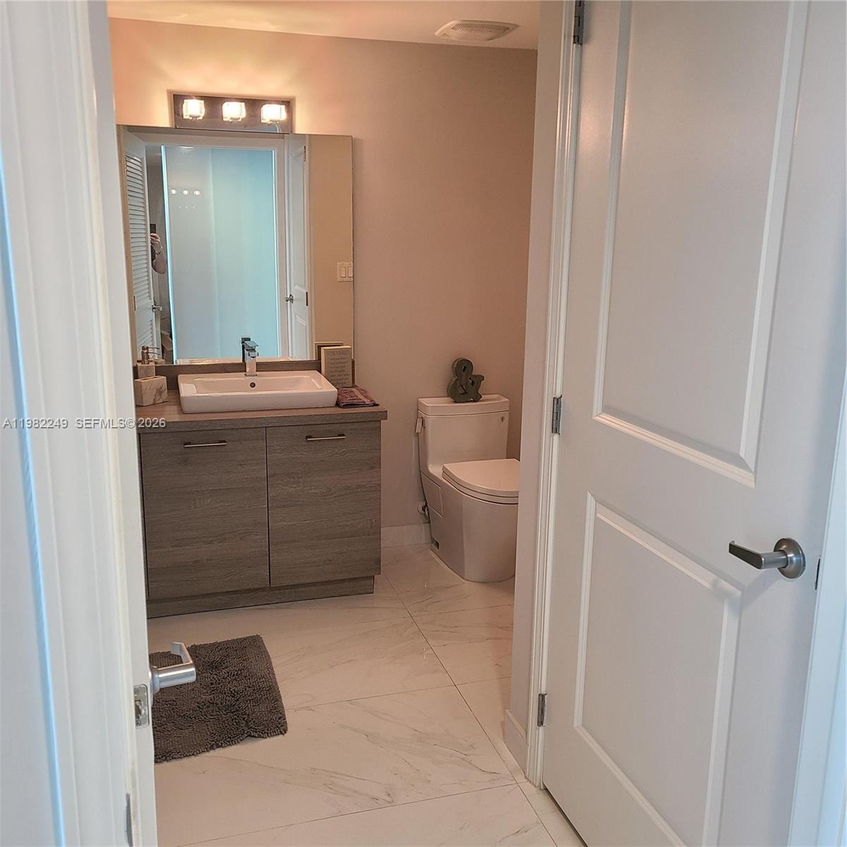 image 400 Sunny Isles30