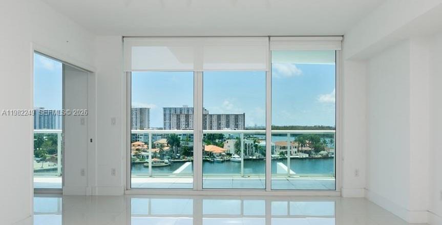image 400 Sunny Isles33