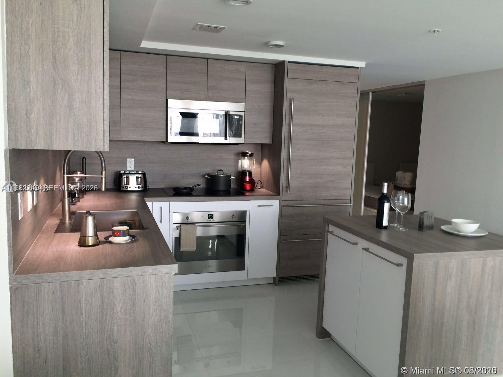 image 400 Sunny Isles34