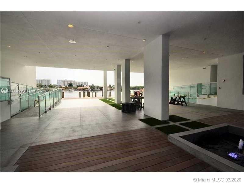 image 400 Sunny Isles4