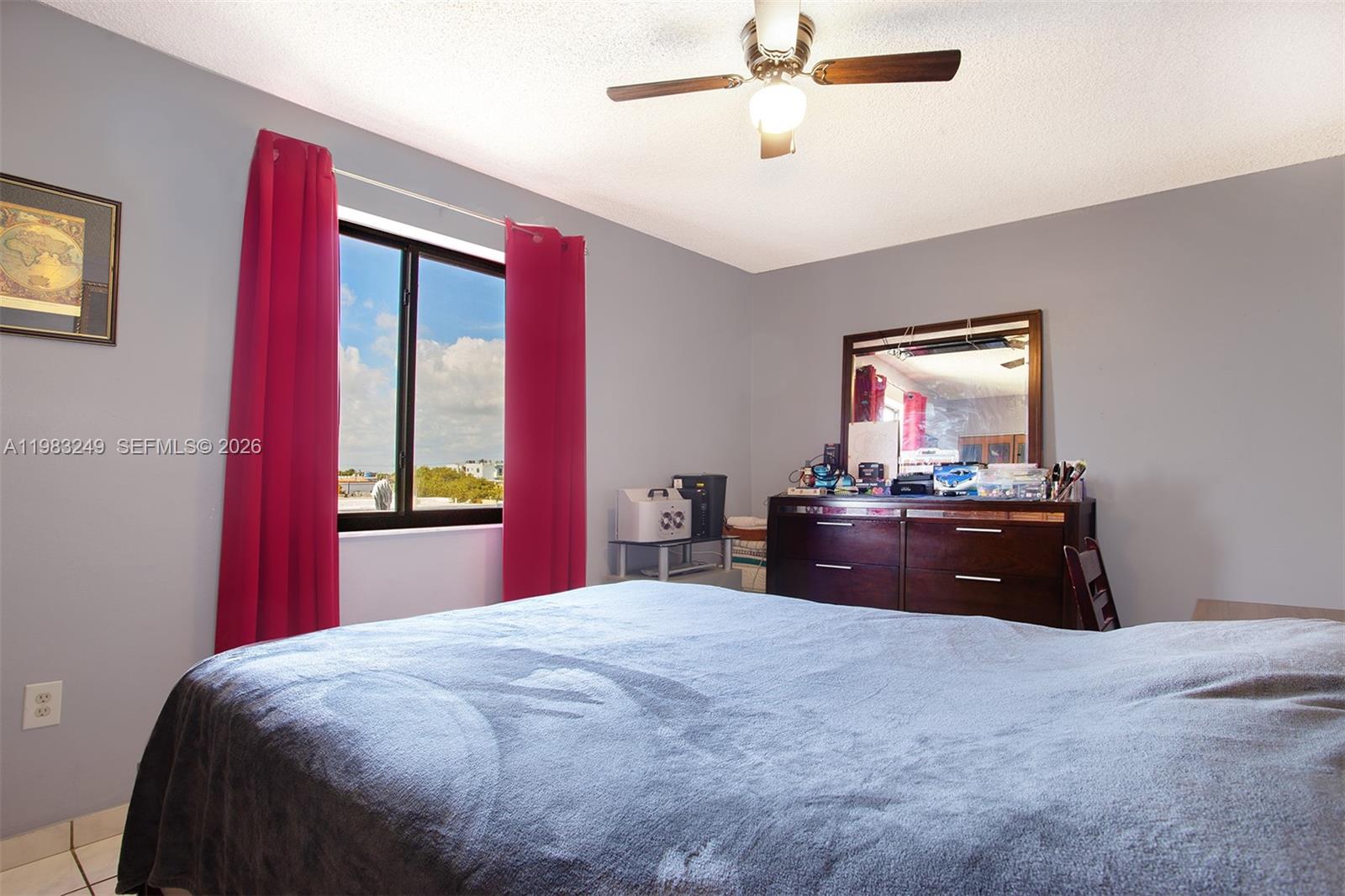 1530 SW 2nd St #405 Miami, FL 33135