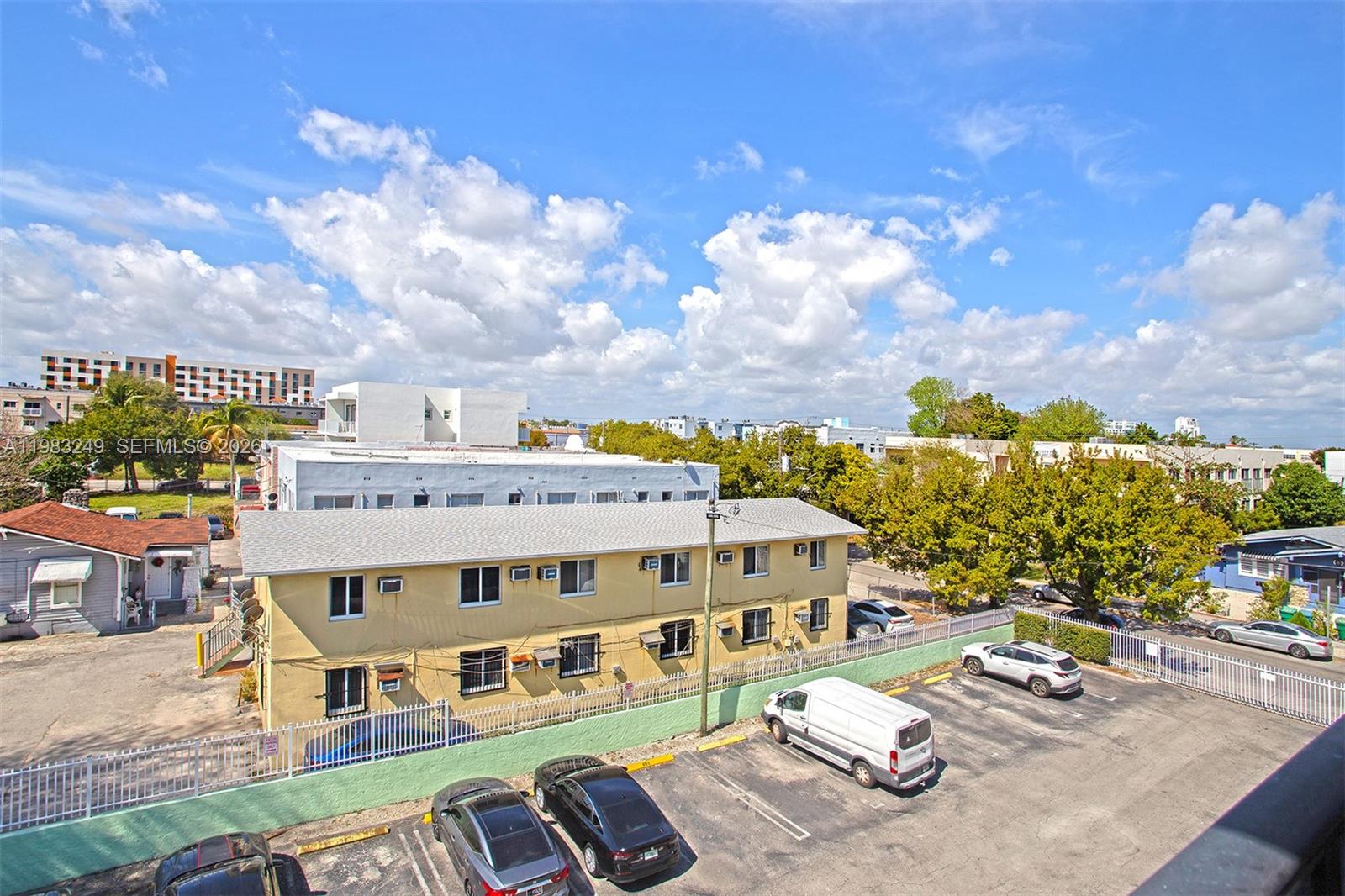 1530 SW 2nd St #405 Miami, FL 33135