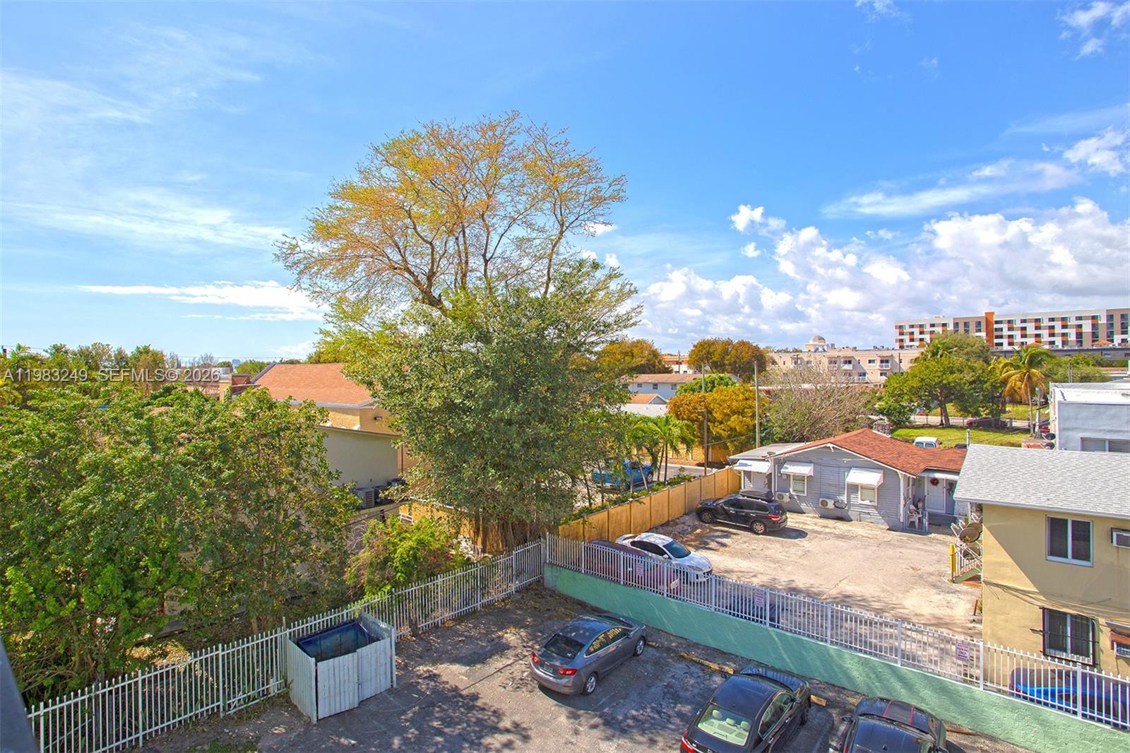 1530 SW 2nd St #405 Miami, FL 33135