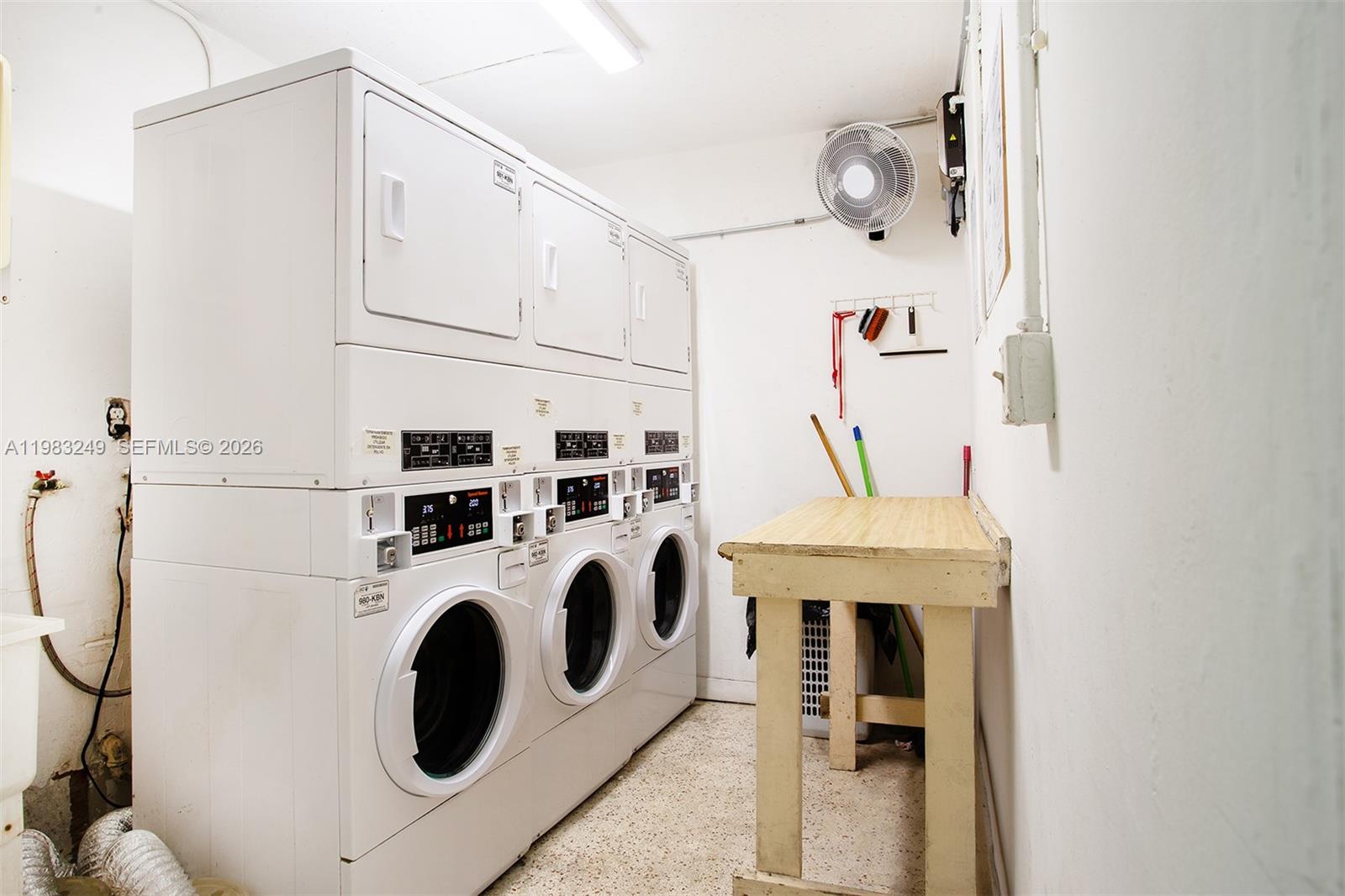 1530 SW 2nd St #405 Miami, FL 33135