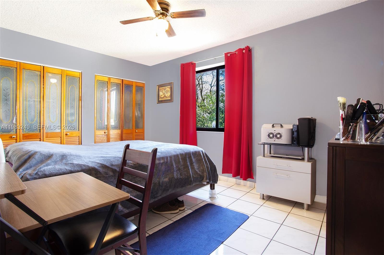 1530 SW 2nd St #405 Miami, FL 33135