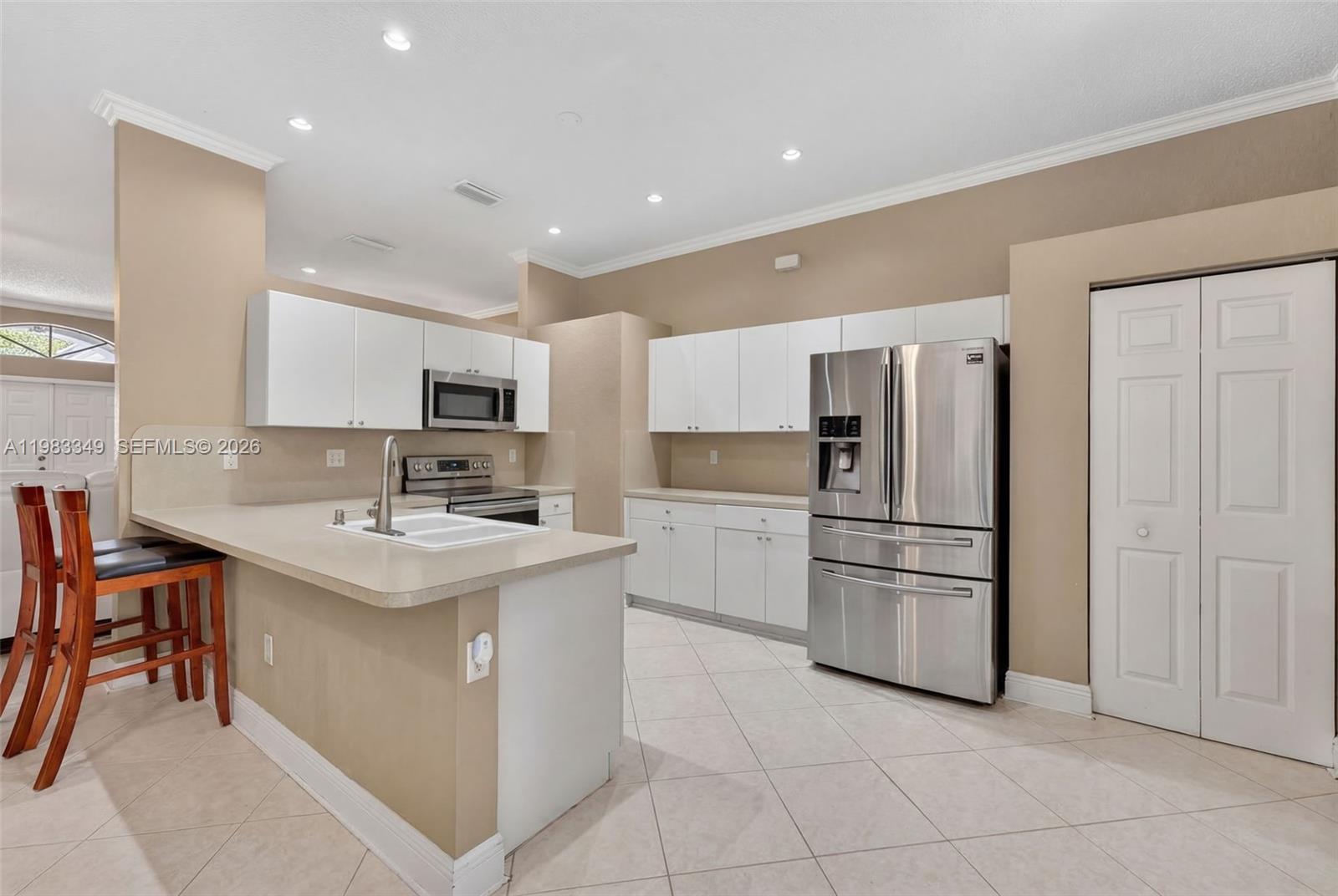 3090 SE 7th Pl Homestead, FL 33033