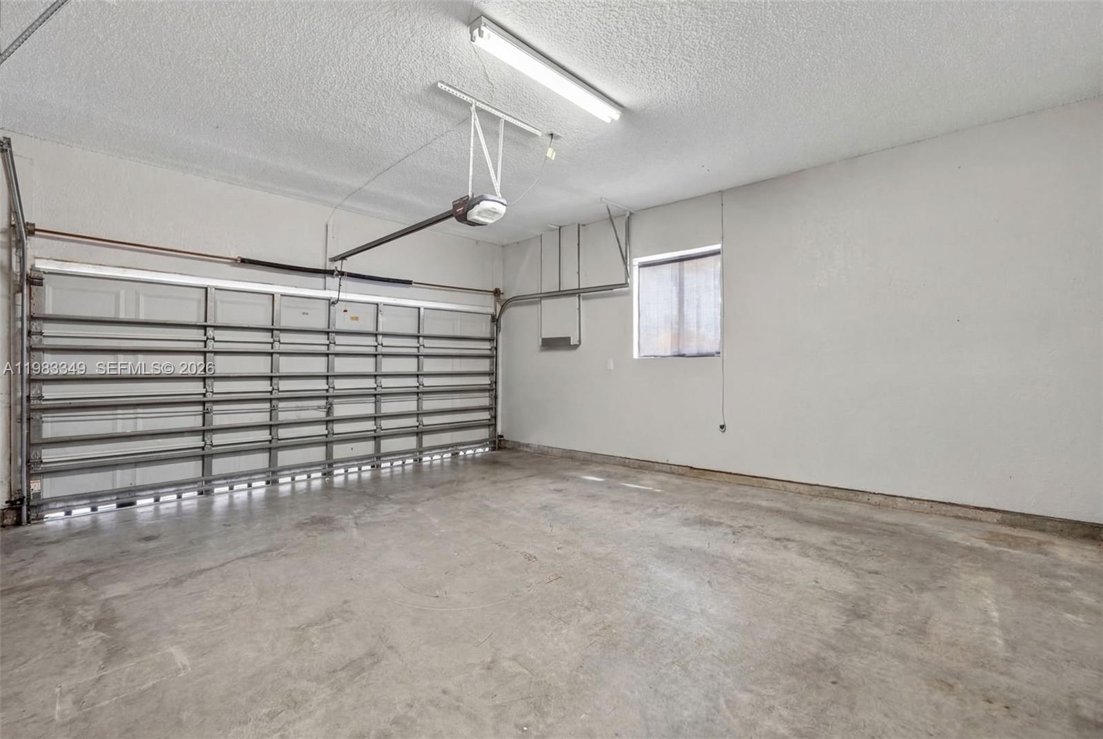 3090 SE 7th Pl Homestead, FL 33033