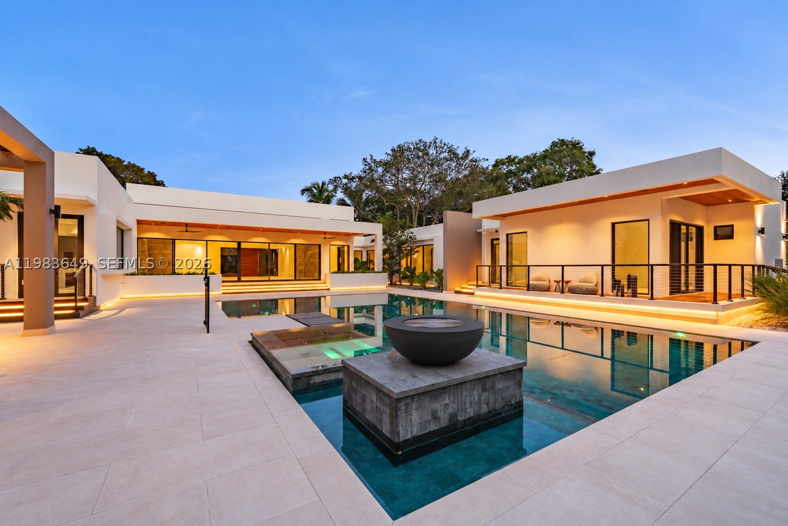 11720 SW 77th Ave Pinecrest, FL 33156