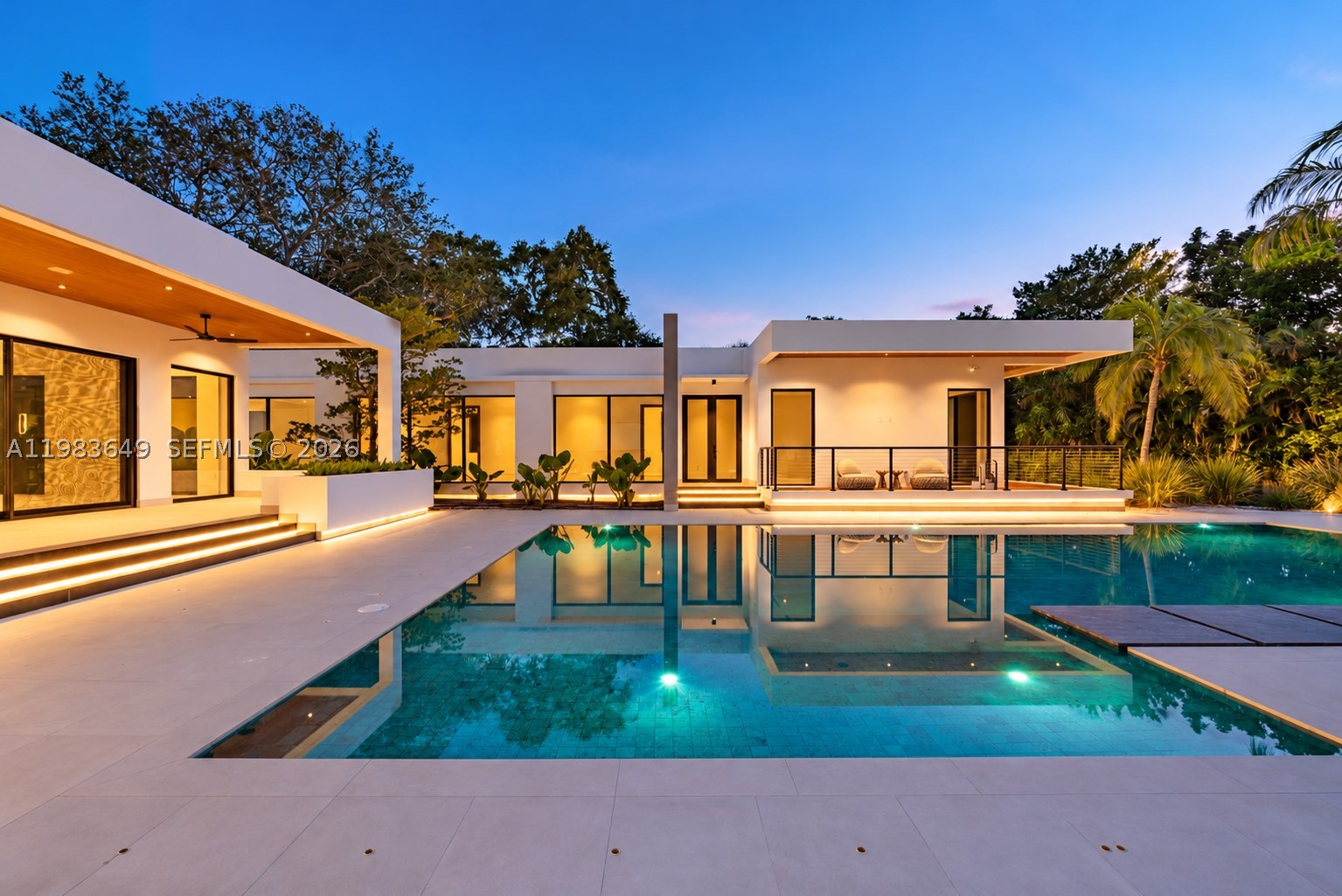 11720 SW 77th Ave Pinecrest, FL 33156