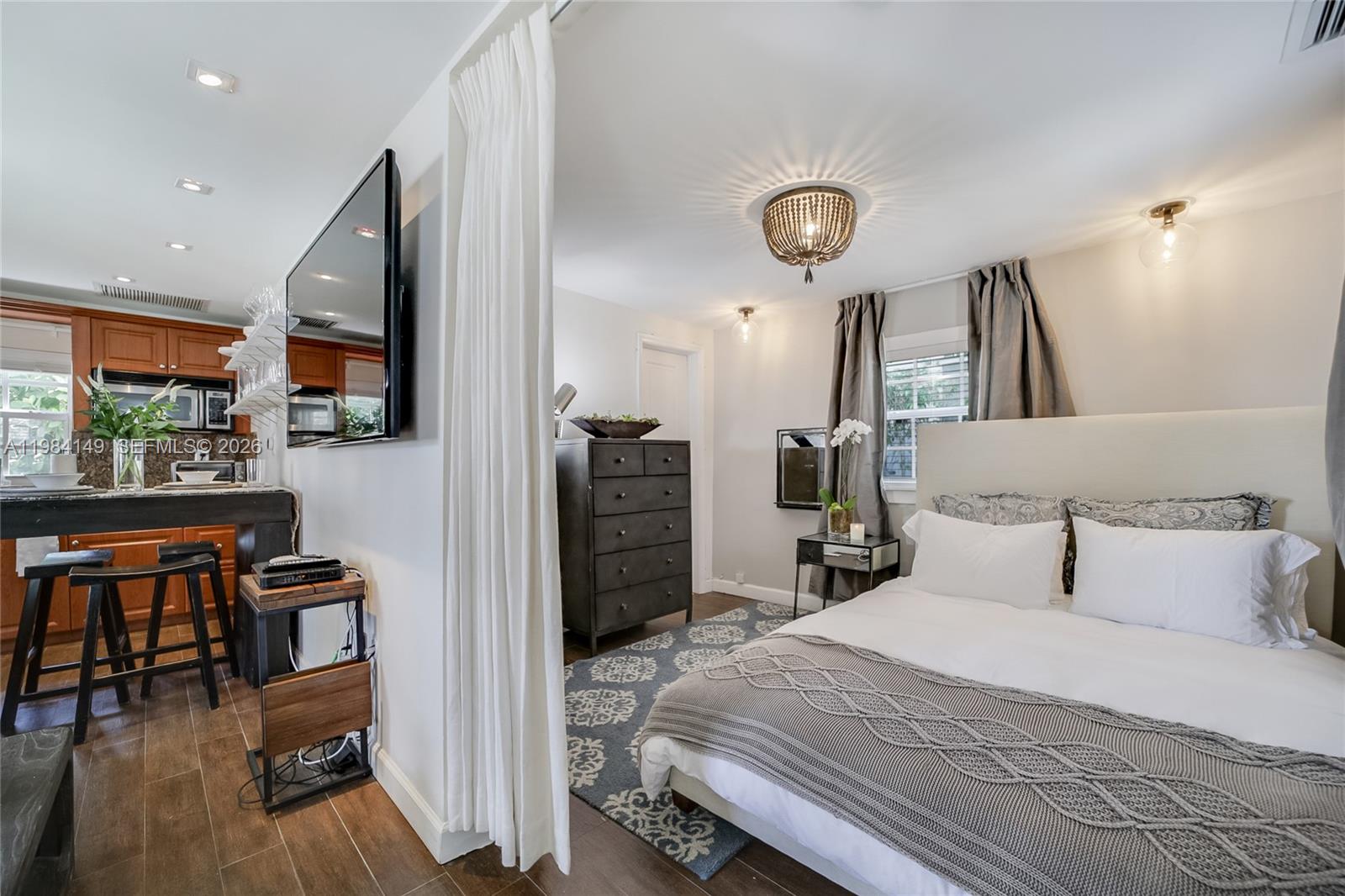 265-B Palm Ave Miami Beach, FL 33139