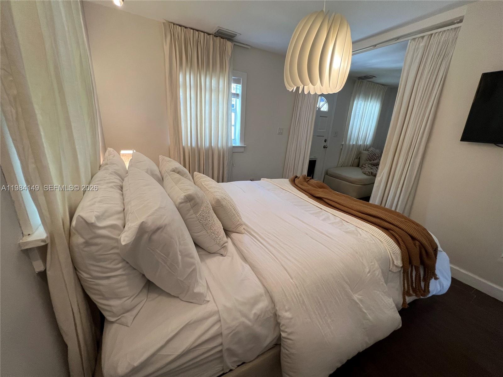 265-B Palm Ave Miami Beach, FL 33139