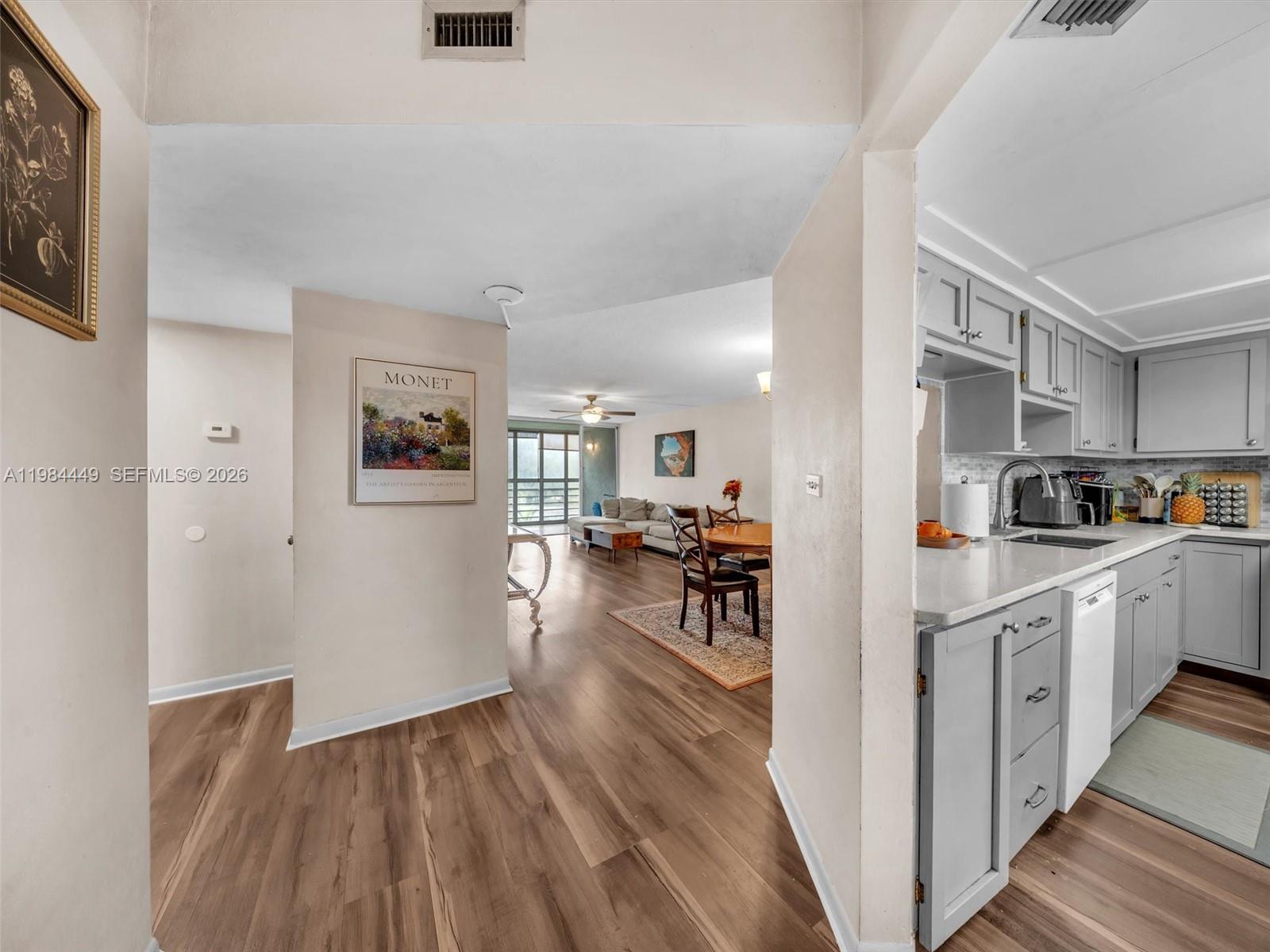 1101 NE 191st St #307 Miami, FL 33179