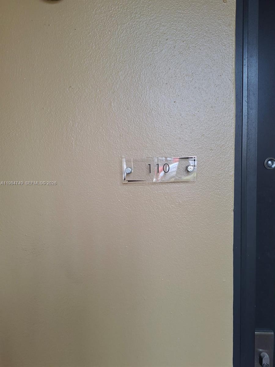 301 Golden Isles Dr #110