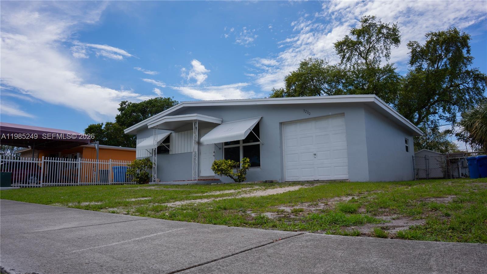 3230 SW 47th Ave West Park, FL 33023