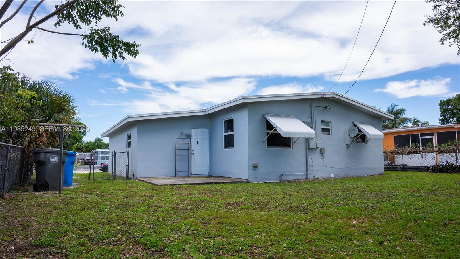 3230 SW 47th Ave West Park, FL 33023