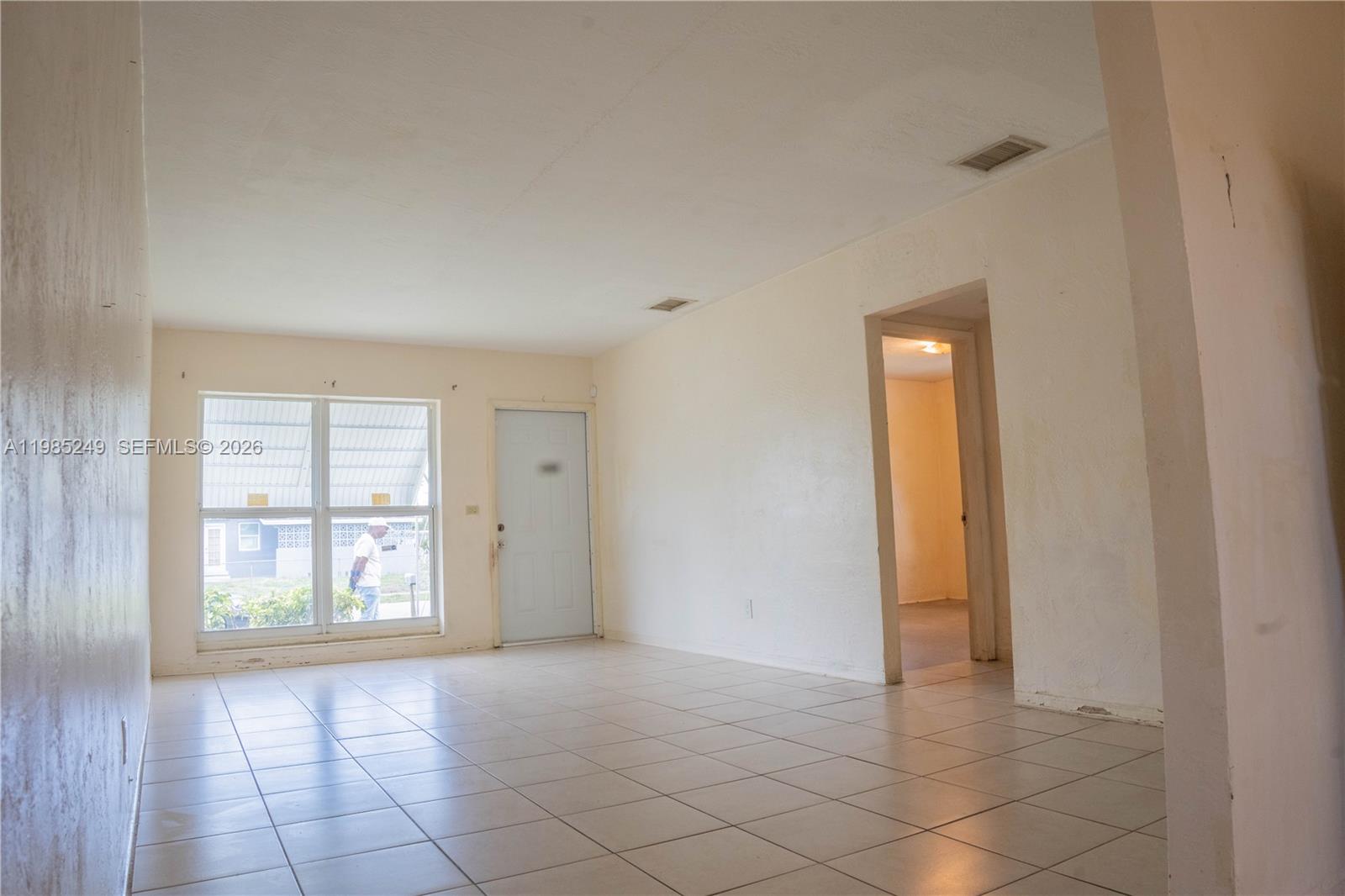 3230 SW 47th Ave West Park, FL 33023