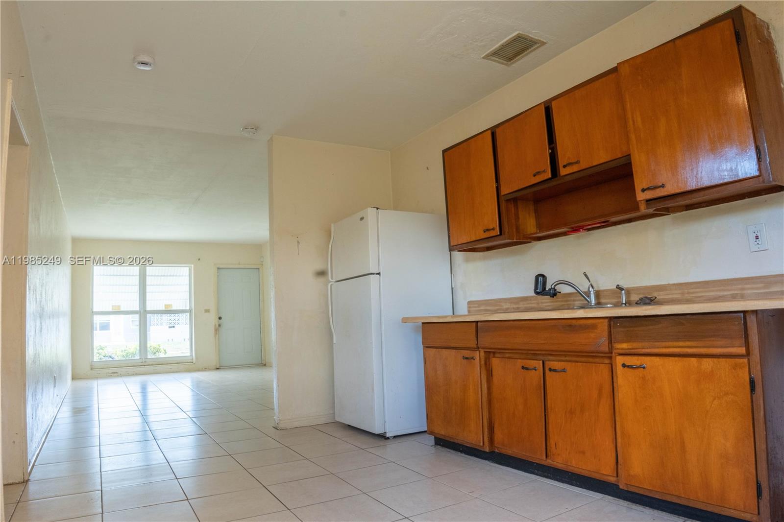 3230 SW 47th Ave West Park, FL 33023