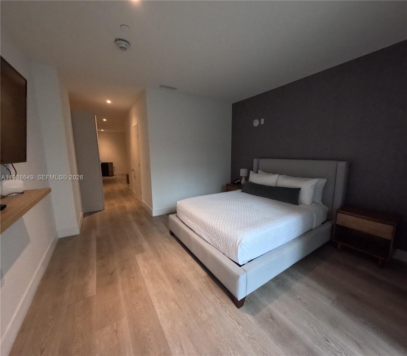 239 SW 9th St #508 Miami, FL 33130