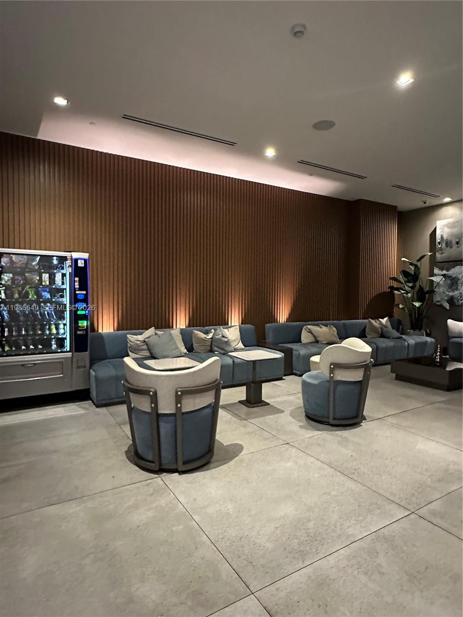 239 SW 9th St #508 Miami, FL 33130