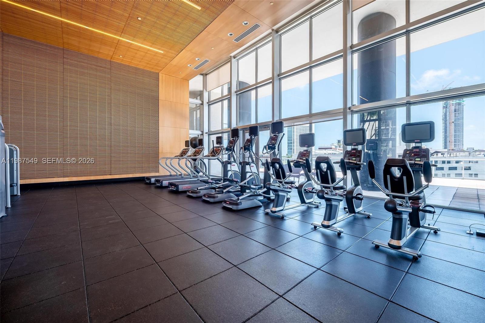 3470 E Coast Ave #H0302 Miami, FL 33137