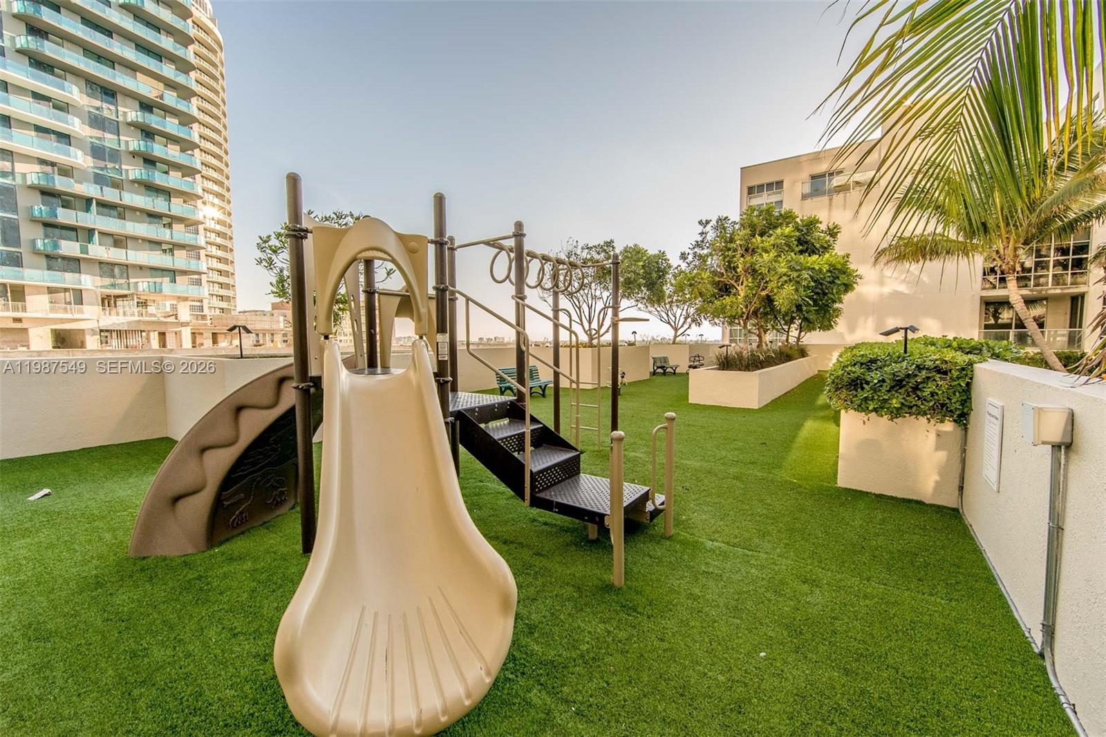 3470 E Coast Ave #H0302 Miami, FL 33137