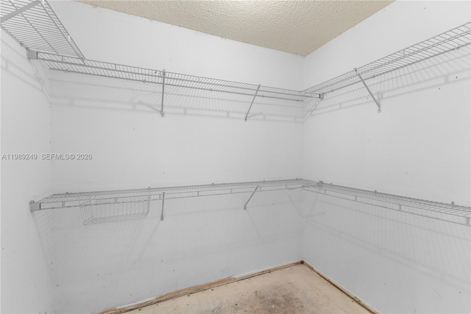 806 Cypress Grv Ln #111 Pompano Beach, FL 33069