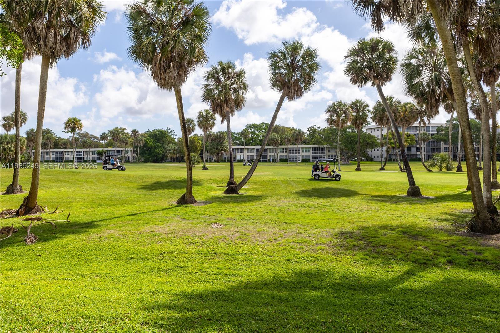 806 Cypress Grv Ln #111 Pompano Beach, FL 33069