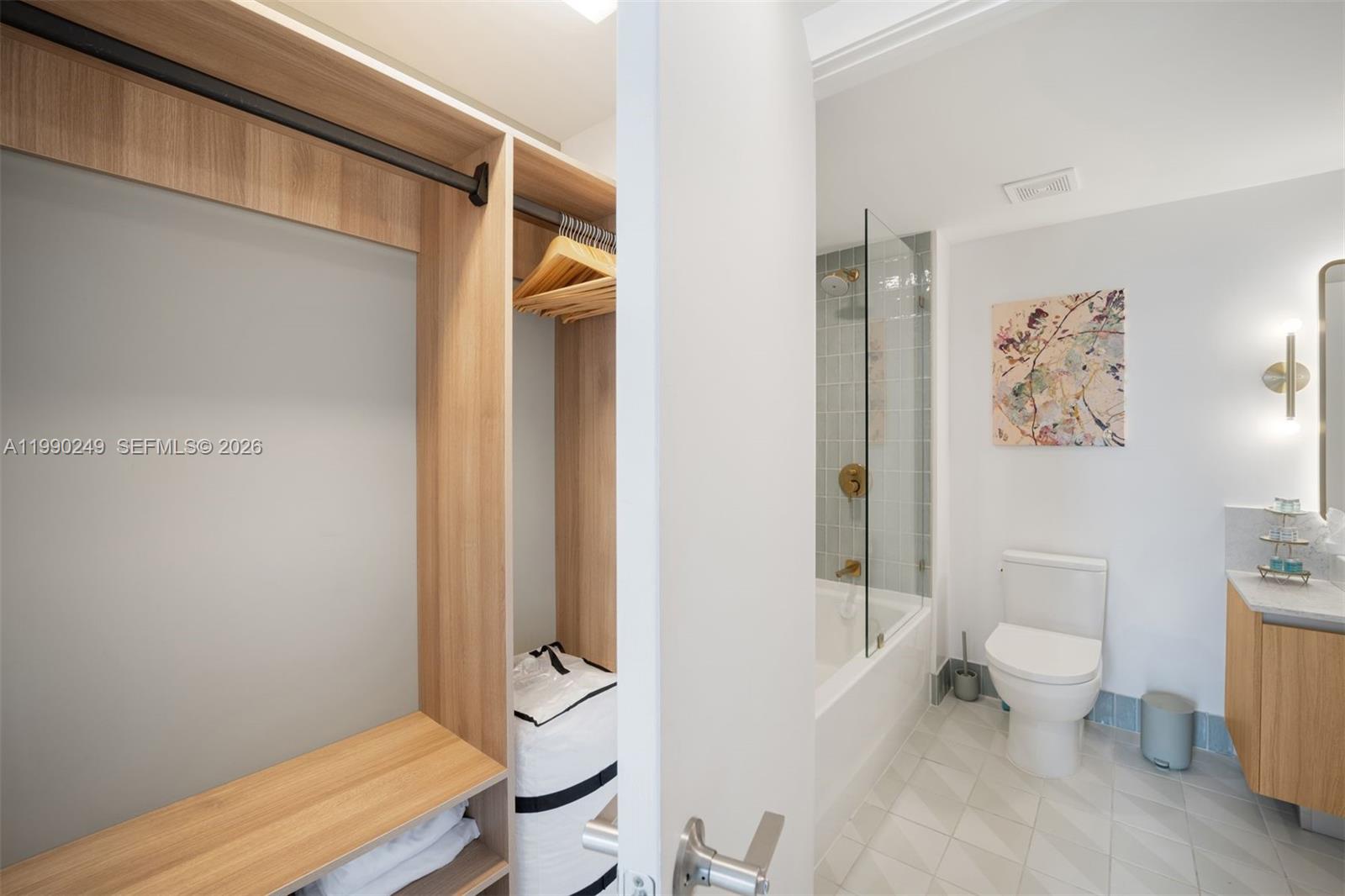 159 NE 6th St #2607 Miami, FL 33132