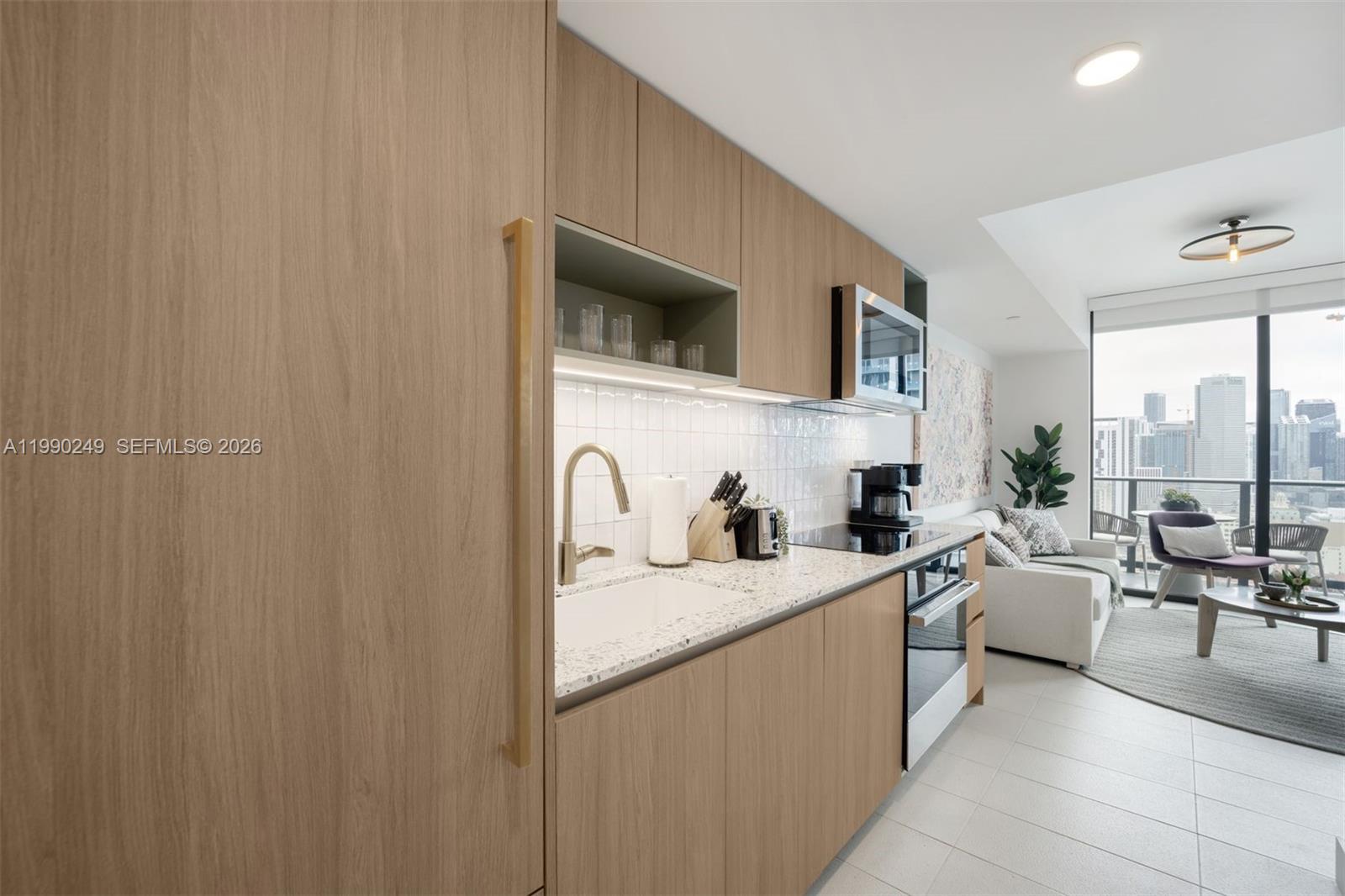 159 NE 6th St #2607 Miami, FL 33132